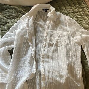 MIOU MUSE White textured size small button up
